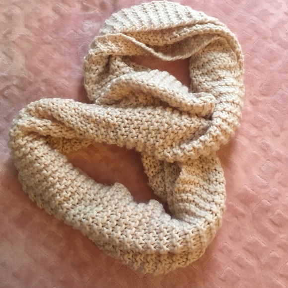 Light Pink Infinity Scarf - Picture 2 of 2